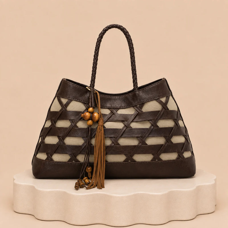 Sac cabas tressé en cuir marron café, anse tressée et pompon
