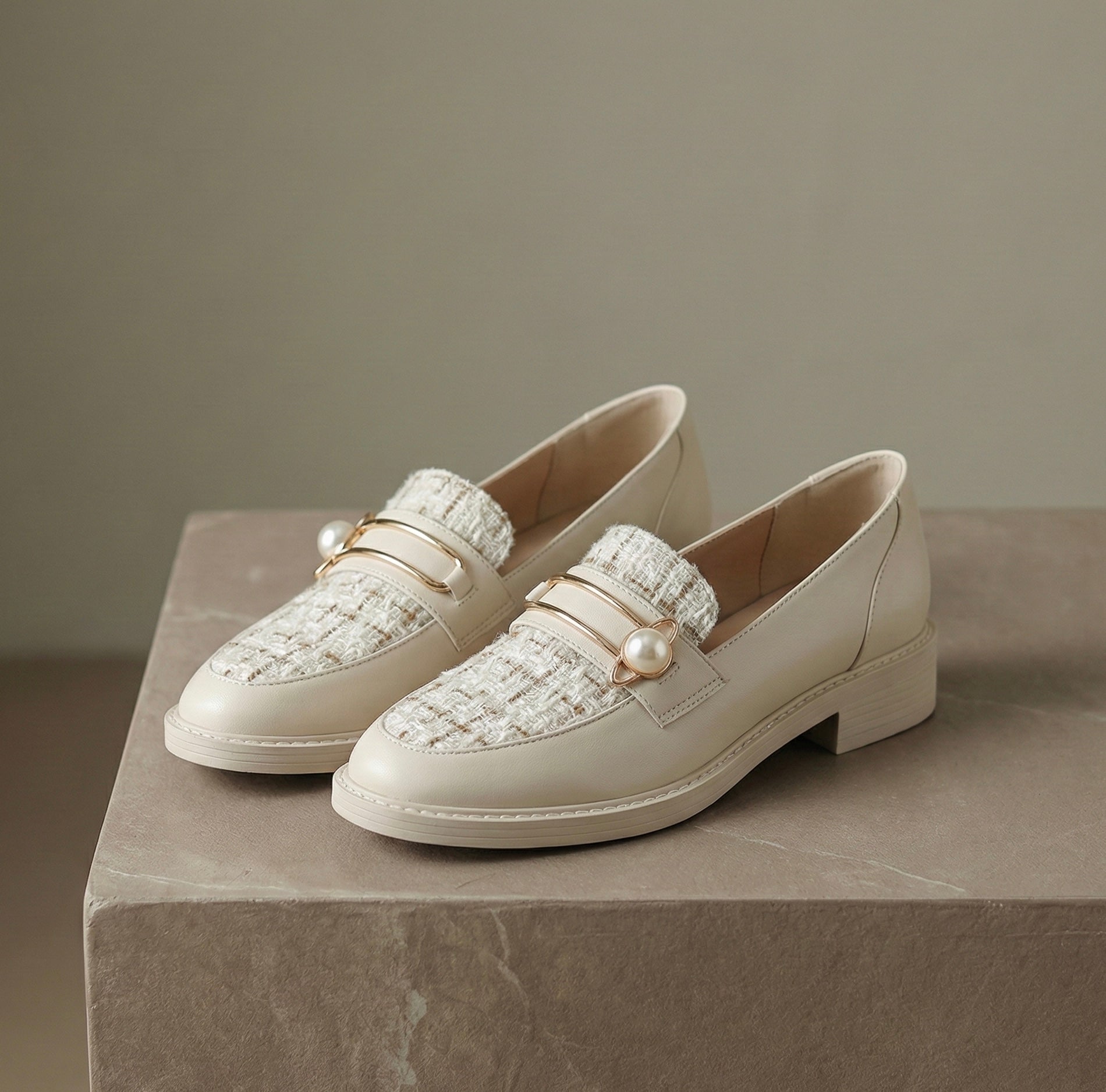 Mocassins Saki Couture Bi-Matière à Détail Perle