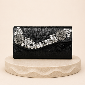 Pochette epurée vague à strass