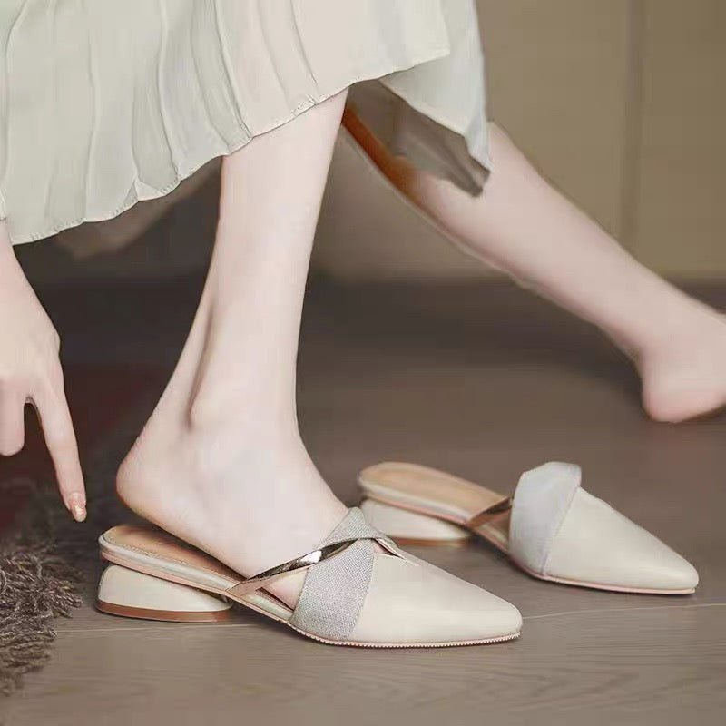 Mules Plates à bouts Pointus - Brides Croisées Tissu & Métal Doré