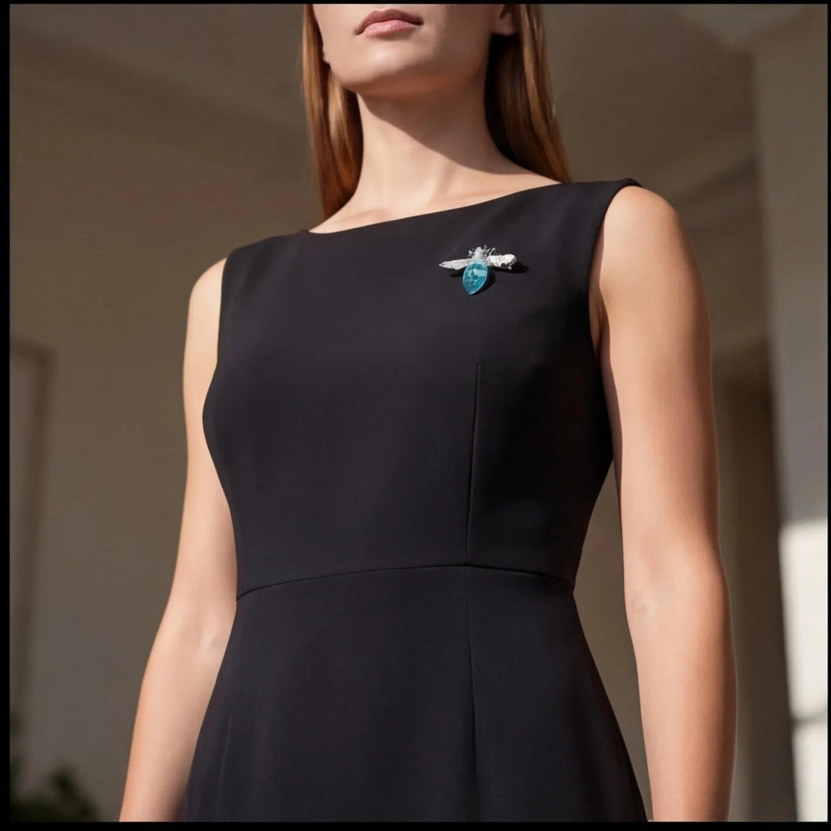 Broche Motif Insecte Dorée — vue 3