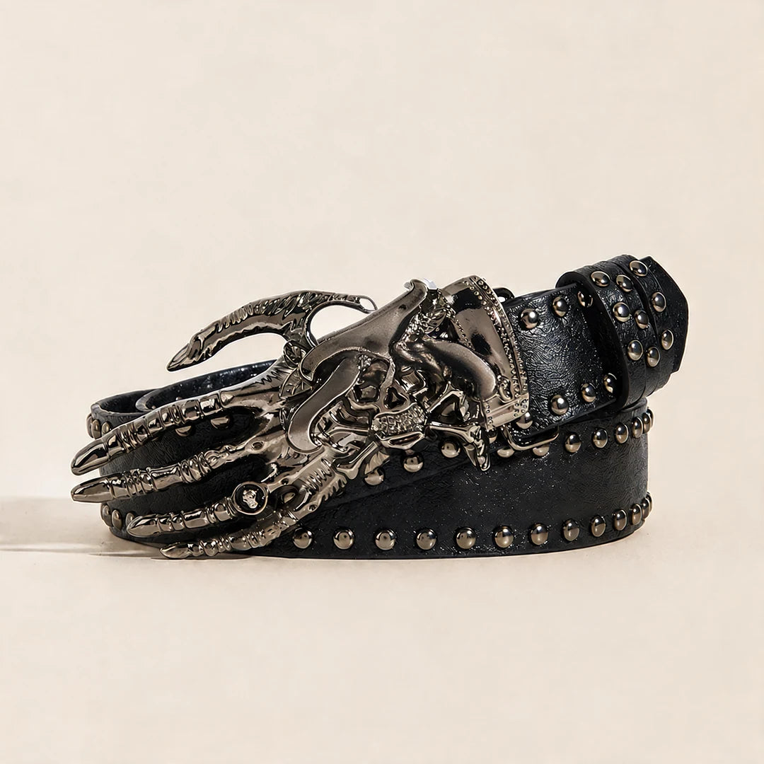 Ceinture cloutée closeup boucle skull dragon