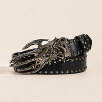 Ceinture cloutée closeup boucle skull dragon