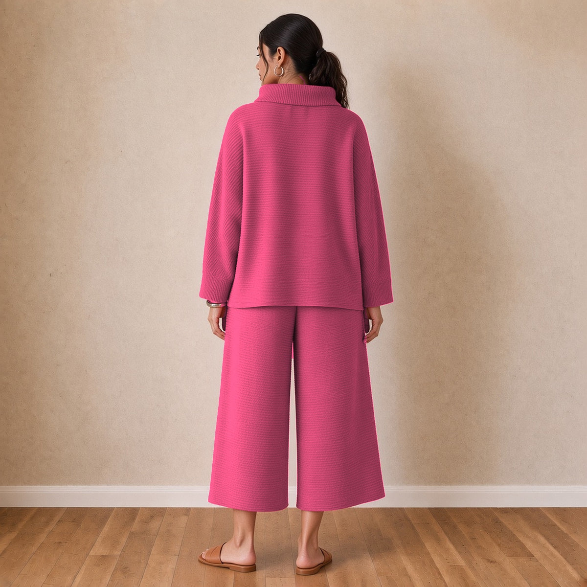 Ensemble haut chauve-souris plissé et pantalon large court, fuchsia, vue de dos – SAKIWÉ