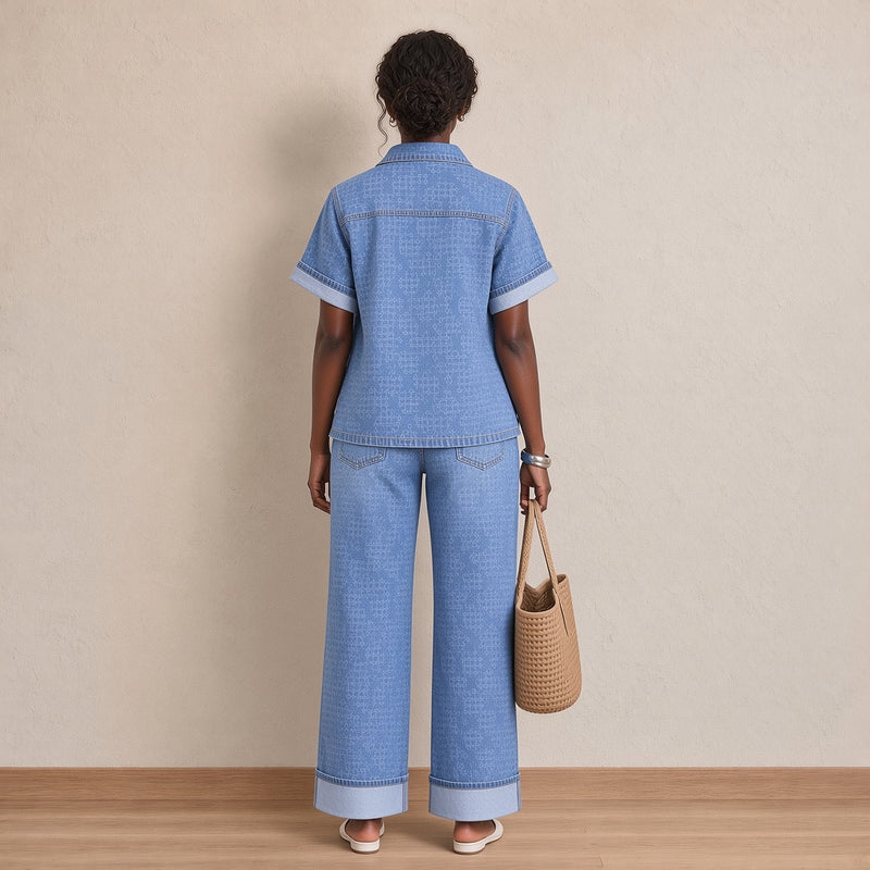 Ensemble en jean bleu délavé à motif, vue de dos – SAKIWÉ