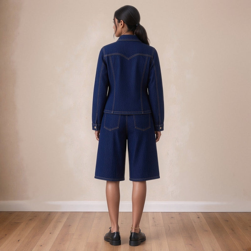 Ensemble en jean brut veste cintrée et bermuda, vue de dos – SAKIWÉ