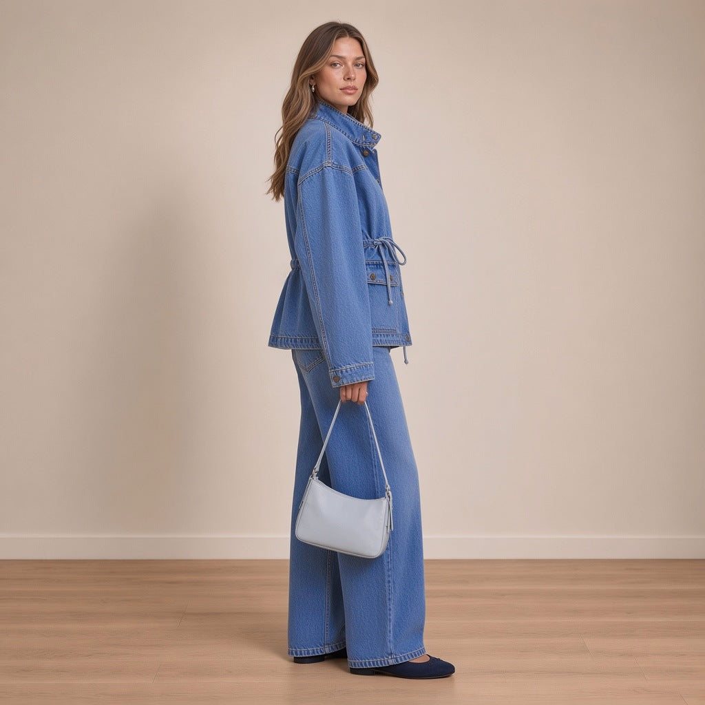 Ensemble en jean veste à coulisse, vue de profil – SAKIWÉ