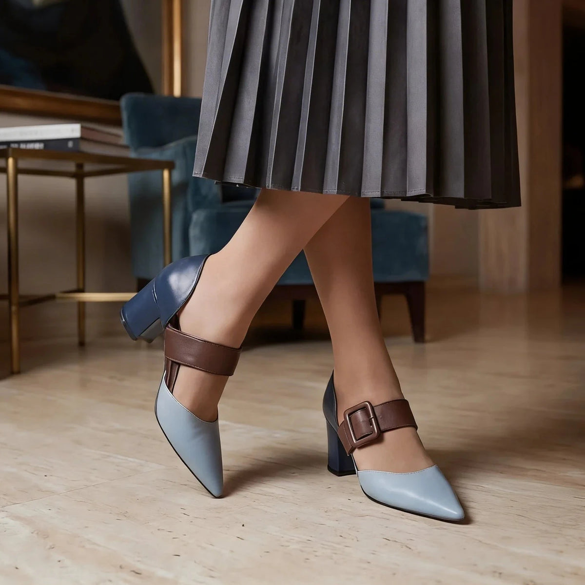 Escarpins Pointus Talon Carré Noir — vue 2