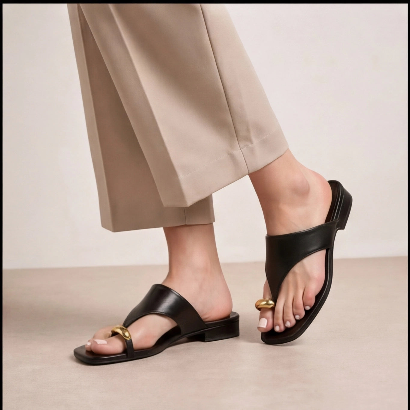 Sandales Cuir Confort Noire vue profil - Sakiwé