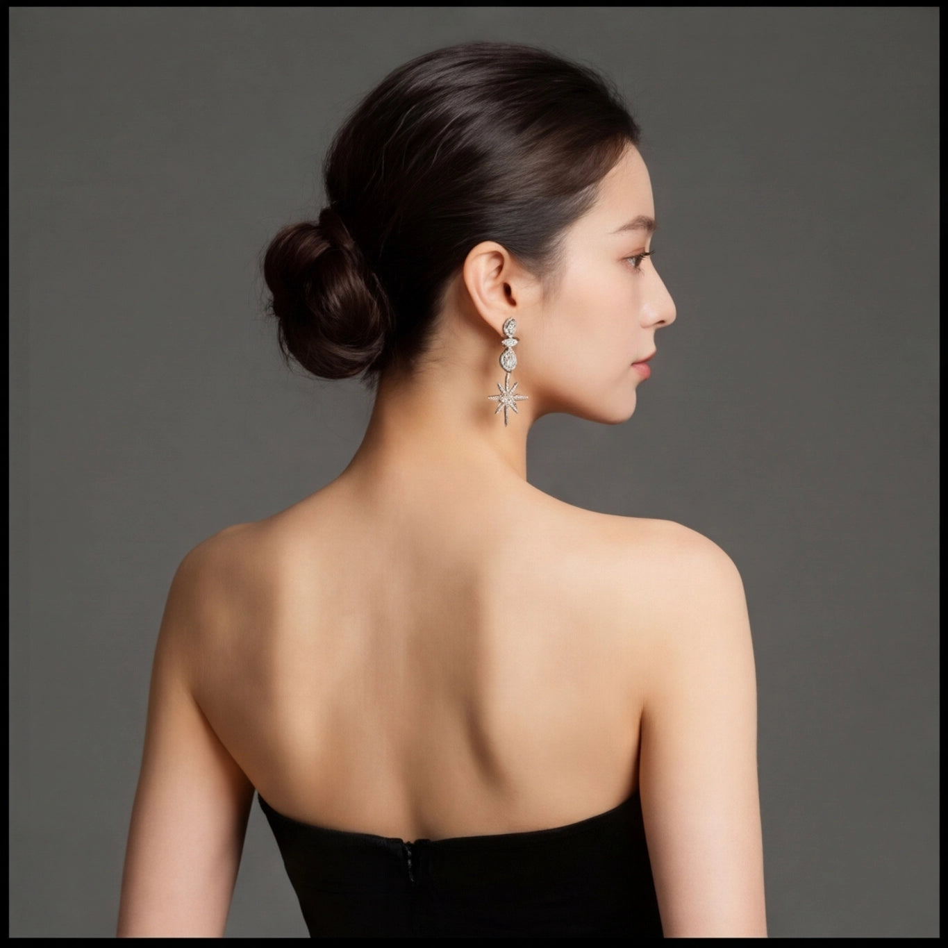 Boucles d'Oreille Cuir Minimaliste vue dos - Sakiwé