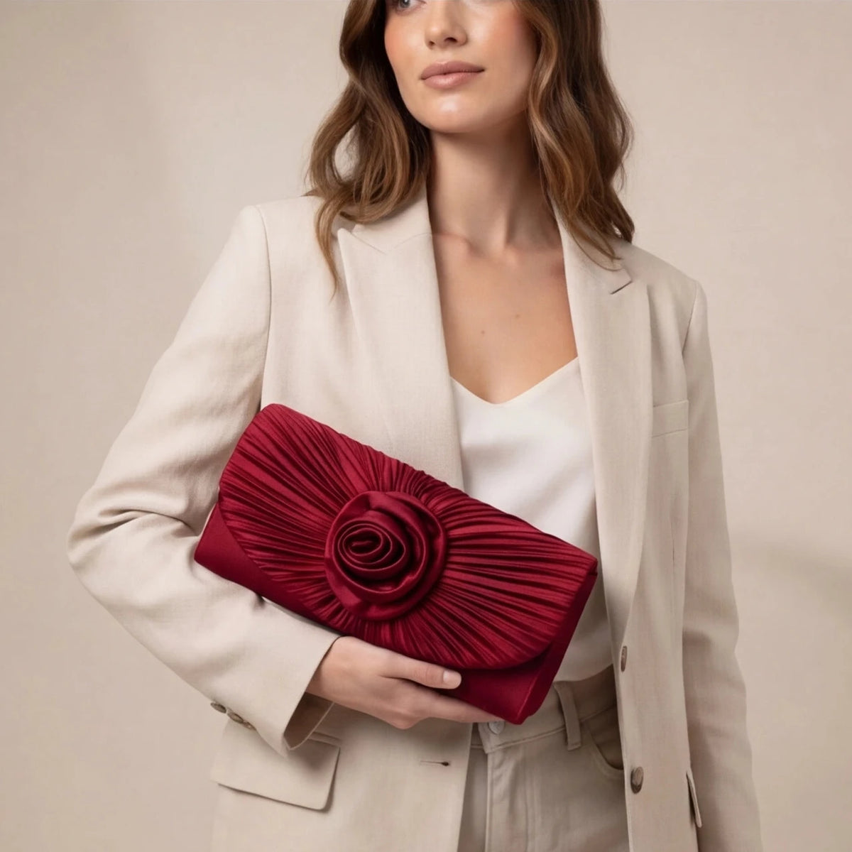 Pochette plissée noir rouge à fleur