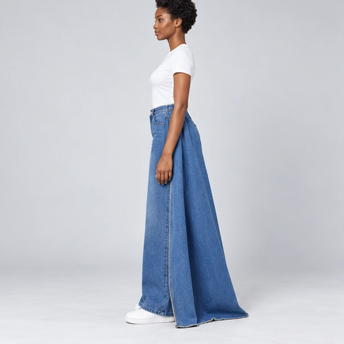 Jean large bleu délavé avec panneau latéral long, vue de profil