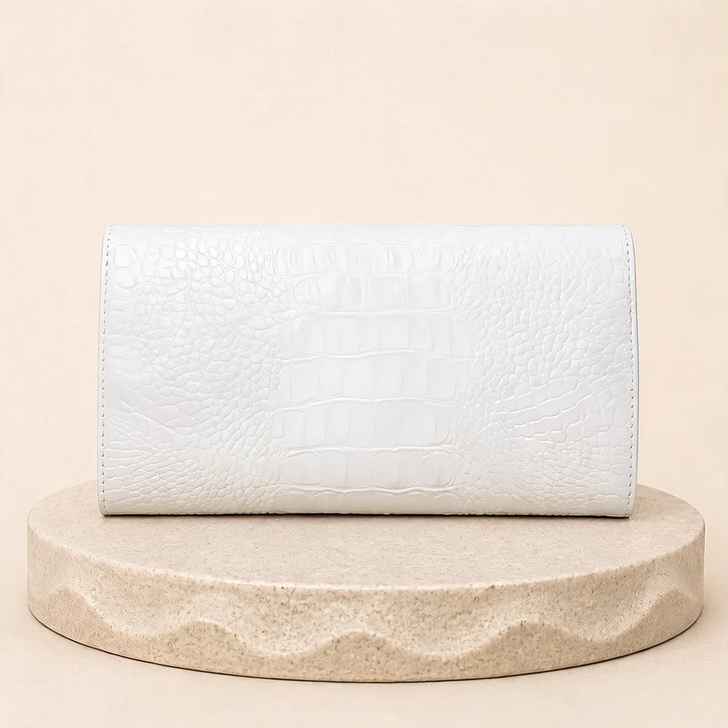 Pochette blanche croco vue dos texture