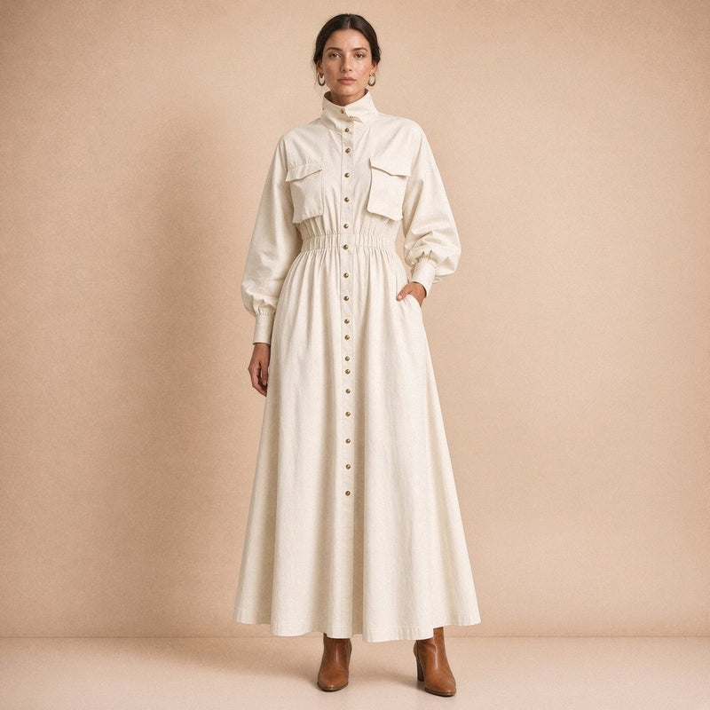 Robe chemise longue à col montant, manches lanterne et taille smockée – Écru, vue de face