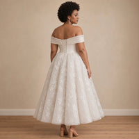 Robe de mariée mi-longue en satin et organza à fleurs 3D, blanc, vue de dos – SAKIWÉ