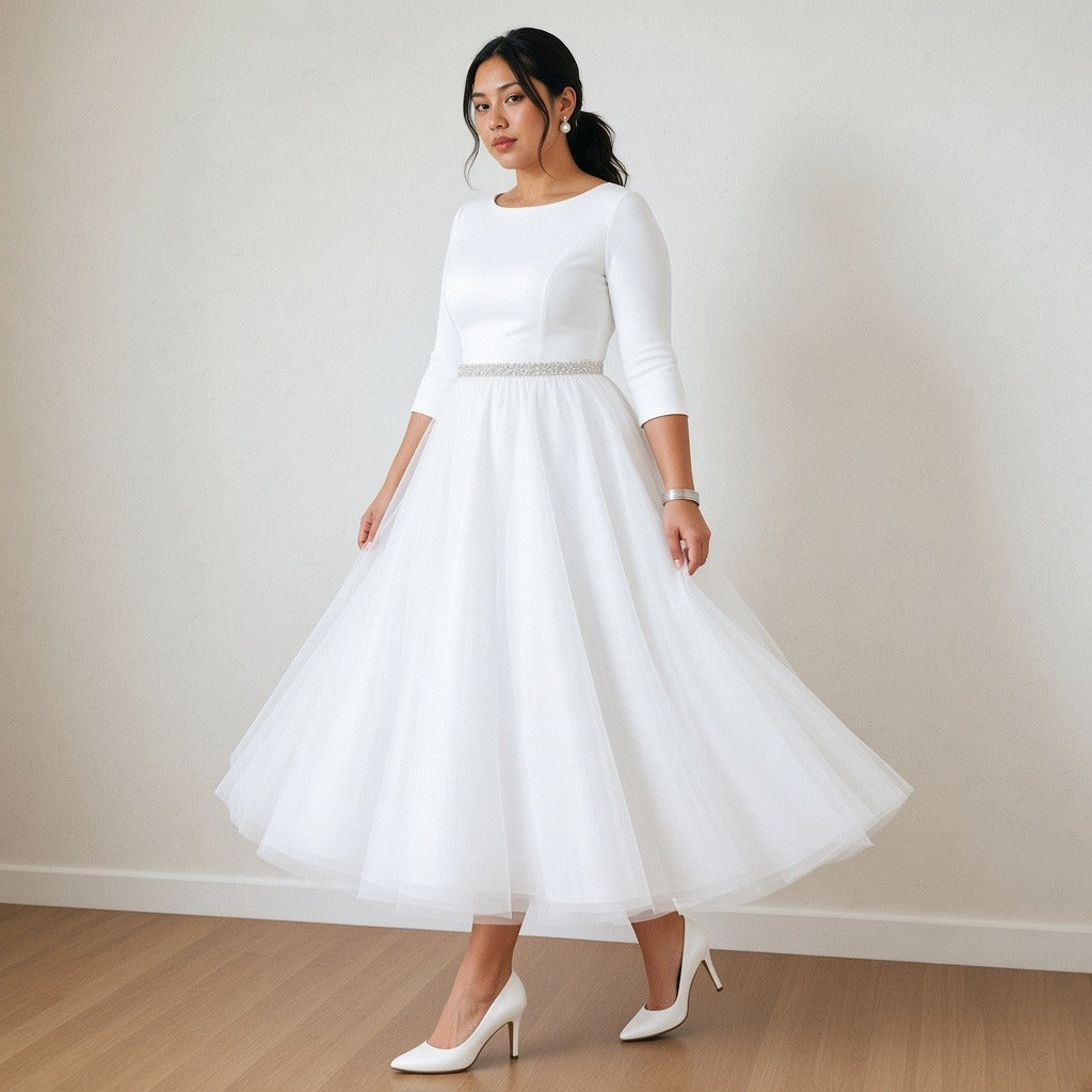 Robe de mariée mi-longue en tulle à manches trois-quarts, blanc, en mouvement – SAKIWÉ