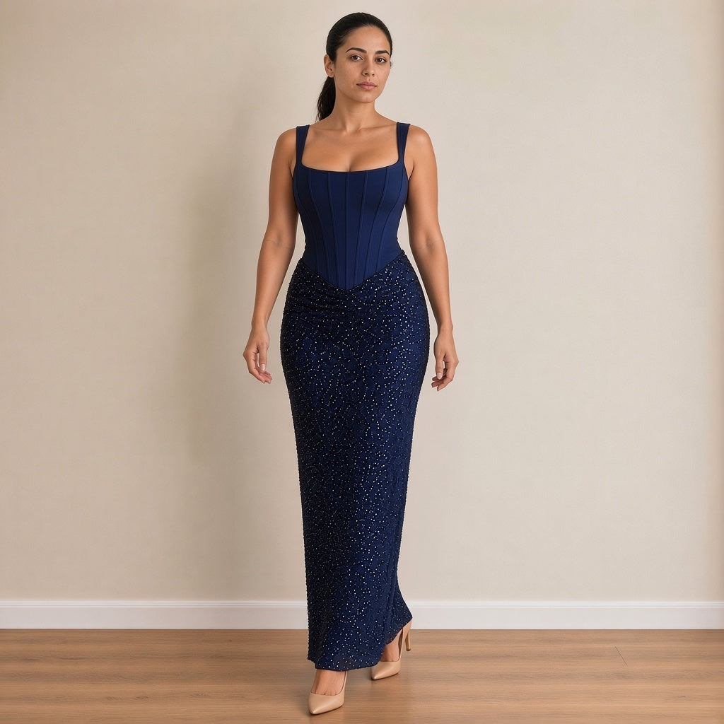 Robe longue bustier corset et jupe à sequins, bleu marine, en marchant – SAKIWÉ