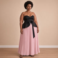 Robe longue bustier noir et jupe plissée rose, vue de face – SAKIWÉ