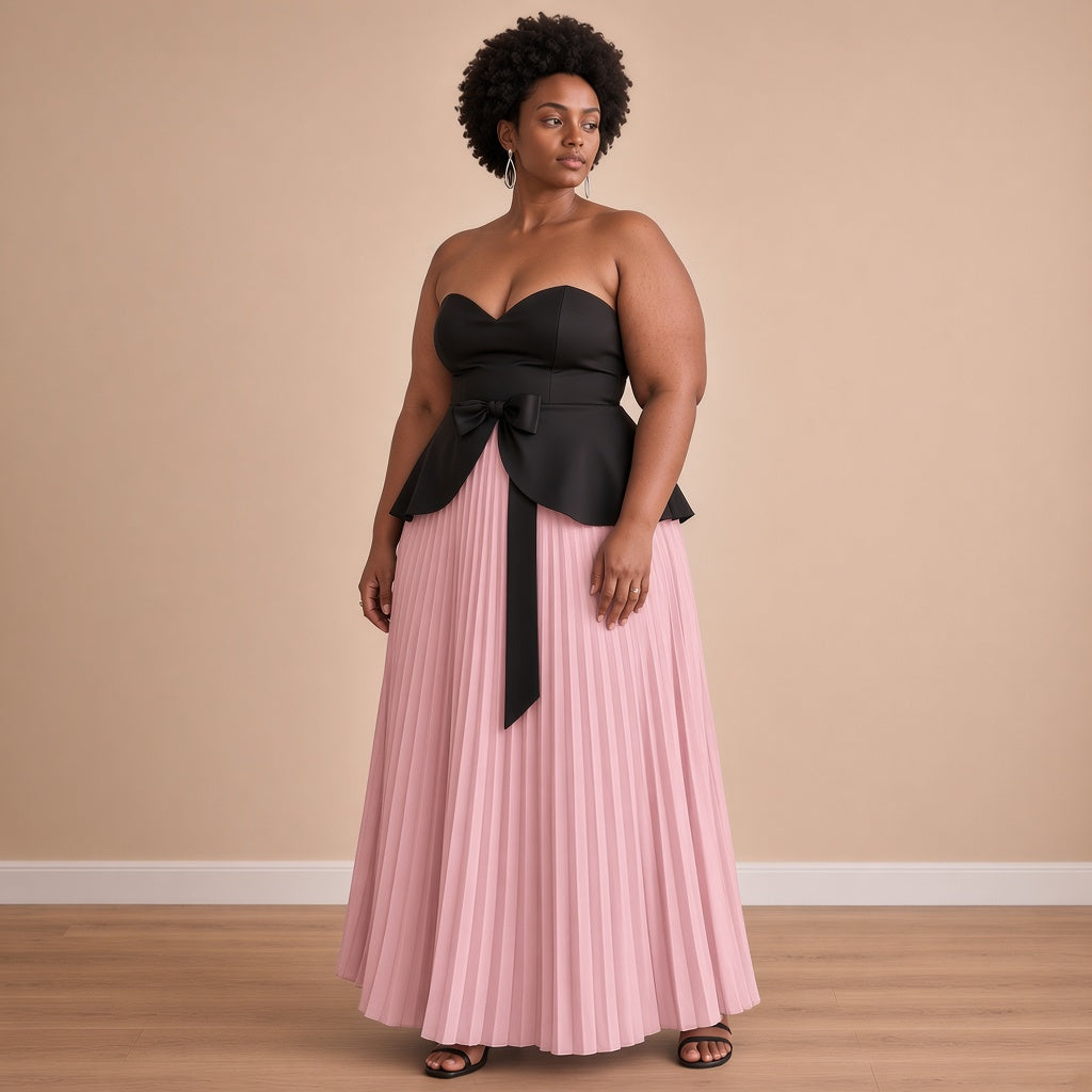 Robe longue bustier noir et jupe plissée rose, vue de trois-quarts – SAKIWÉ