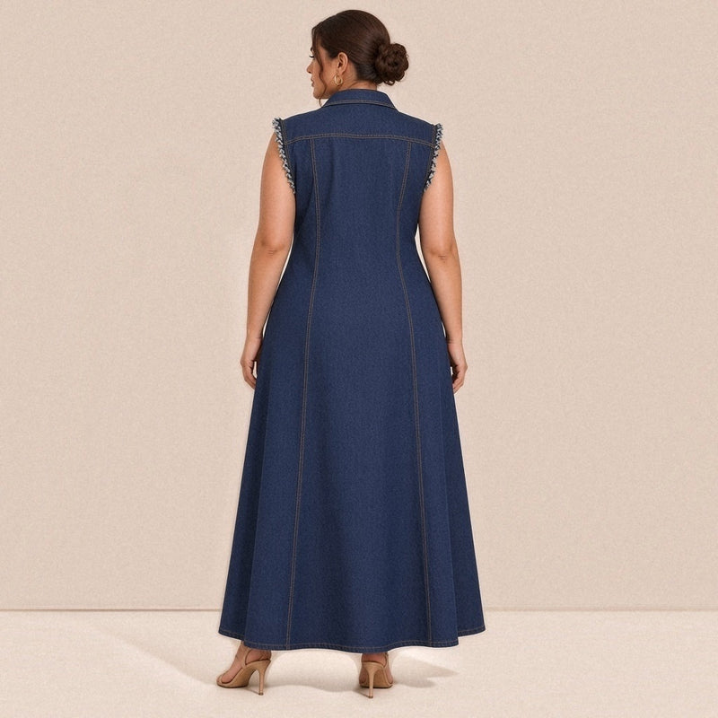 Robe longue en jean SAKIWE, coloris bleu foncé, vue de dos