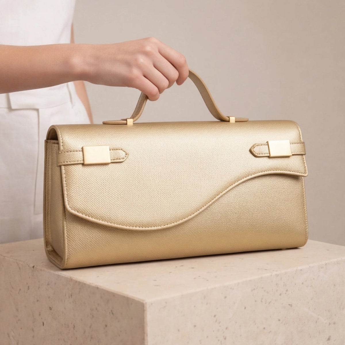 Pochette soiree fermoir signature — vue 3