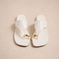 Sandales brides croisées noires — Blanc cassé