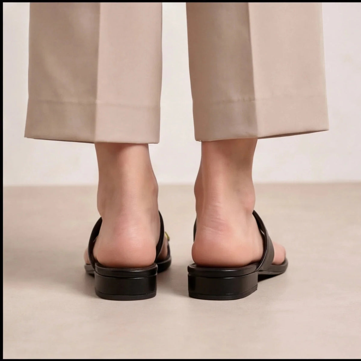 Sandales Brides Croisées Noires — vue 6
