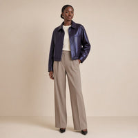 Veste ample en cuir de mouton noir aubergine à col chemise